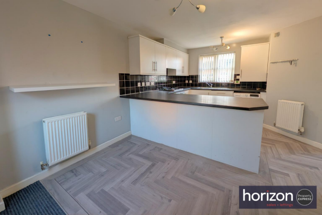 Kitchen/Dining Area