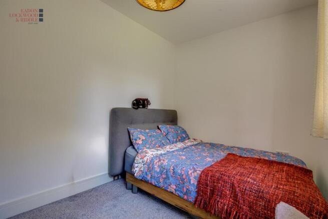 3 bed Semi-Detached for sale Image 8