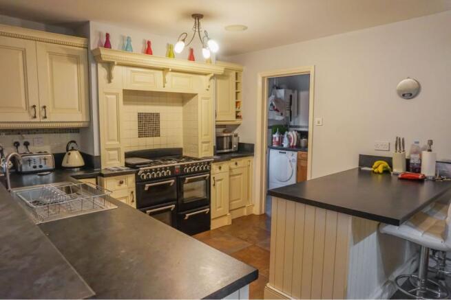 Kitchen/Breakfast