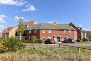 6, Maidenhair Way, Bury St. Edmunds IP28 8WX