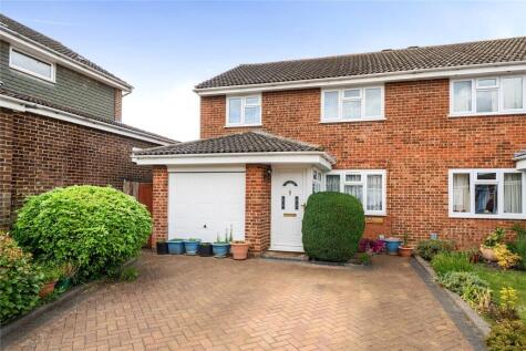 Tennyson Avenue, Hitchin, Hertfordshire, SG4