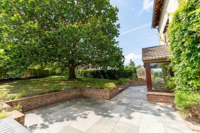 Patio to garden