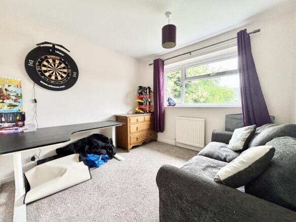 3 bed Semi-Detached for sale Image 10