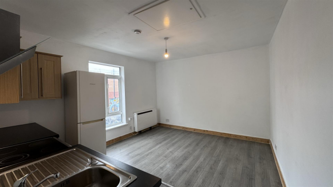 Kitchen/Lounge