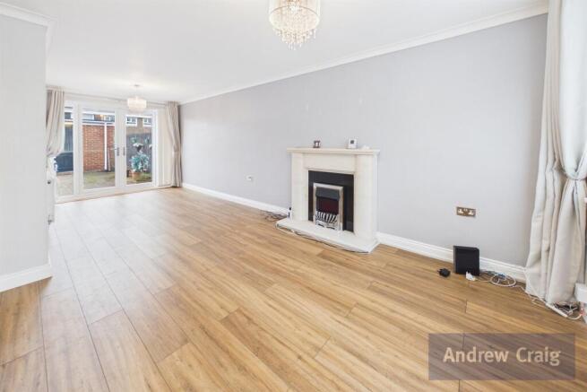 Open Plan Lounge/Din