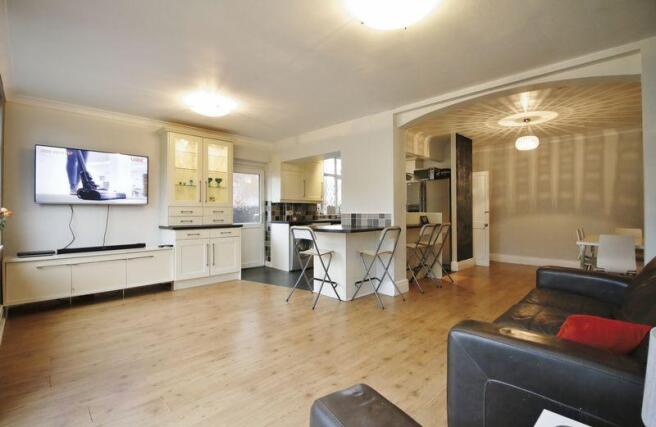 Kitchen / Dini...