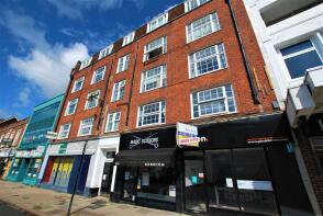 Flat 8, 223 Eastgate House, High Street, Guildford GU1 3BY