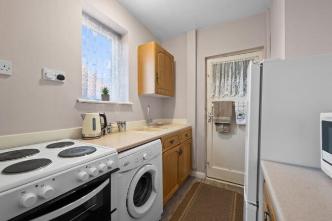 3 bed Semi-Detached for sale Image 5