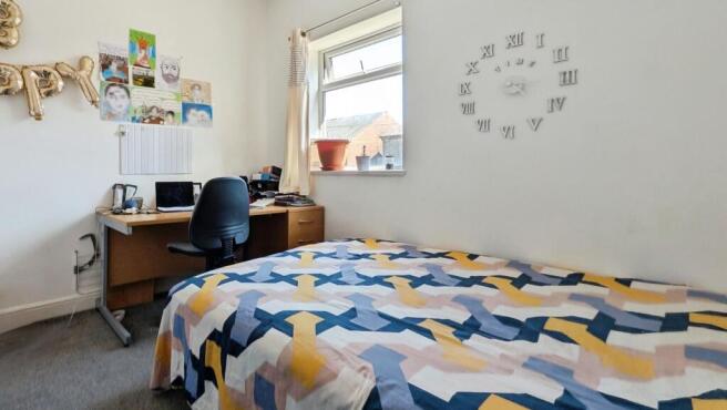 2 bed Terraced for sale Image 8