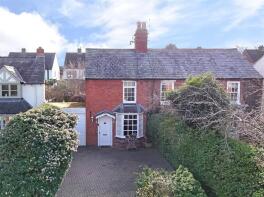 1, Farnborough Cottages, Ferry Lane, Stratford-upon-avon CV37 7QZ