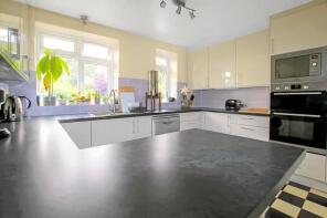 29, Park Lawn, Slough SL2 3AP