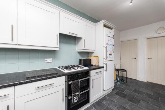 5 bed Terraced to rent Image 7