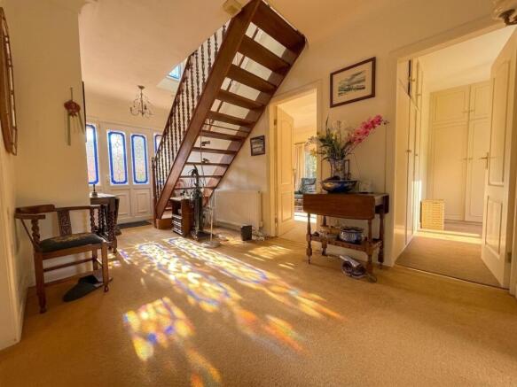 4 bed Detached Bungalow for sale Image 8