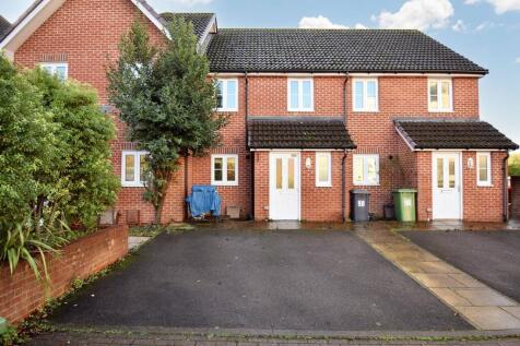 Hut Farm Place, Chandlers Ford, Hampshire, SO53 3LQ