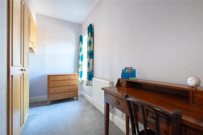 3 bed Terraced for sale Image 11