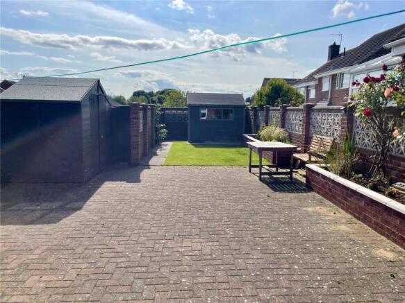 3 bed Bungalow for sale Image 11
