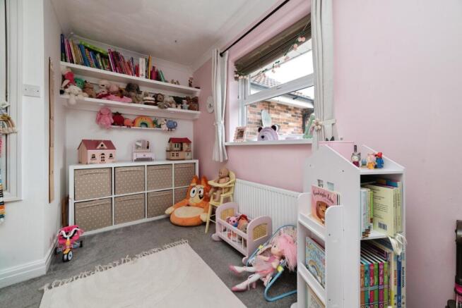 2 bed Terraced for sale Image 12