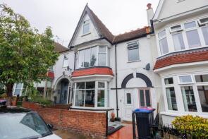37a, Torquay Drive, Leigh-on-sea SS9 1SD