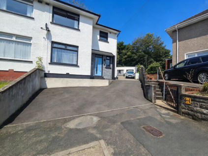 Derllwyn Close, Tondu, CF32