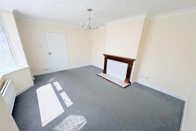 Second Avenue, Caister-On-Sea, Great Yarmouth, NR30 photo 4