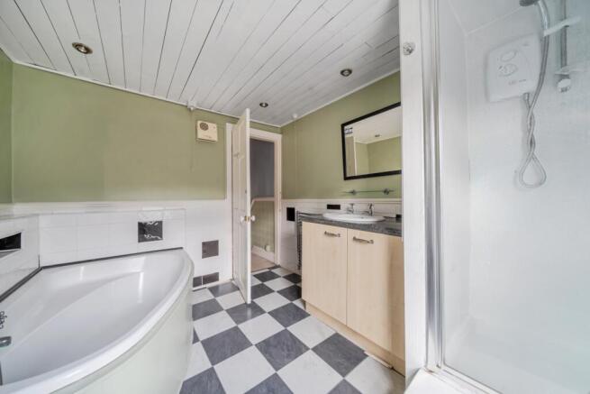 2 bed Terraced for sale Image 11
