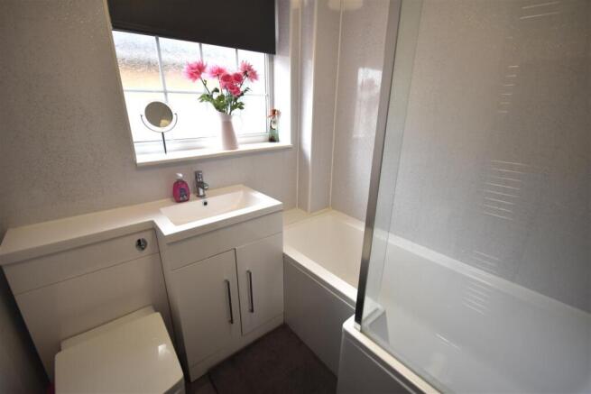 3 bed Detached Bungalow for sale Image 8