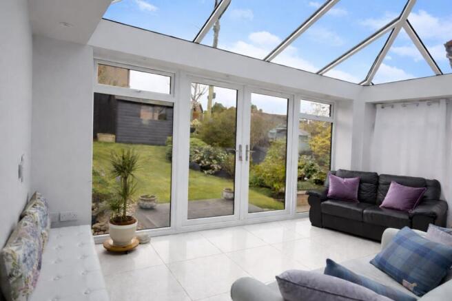 Sun / Garden Room