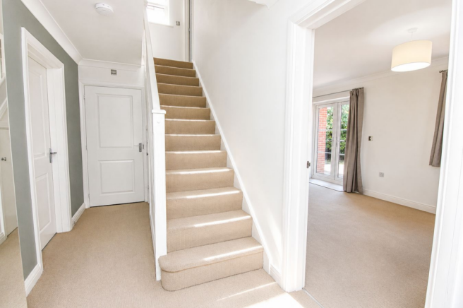 Bryony Road, Stotfold, Hitchin, SG5 photo 4