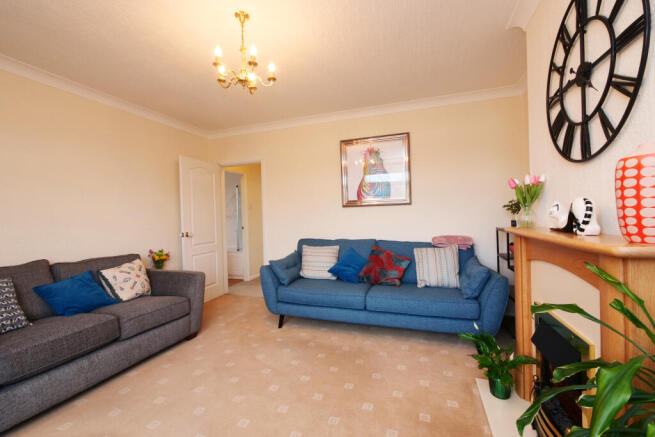 2 bed Semi-Detached Bungalow for sale Image 8