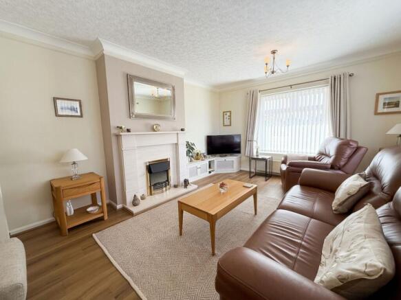 3 bed Detached Bungalow for sale Image 5
