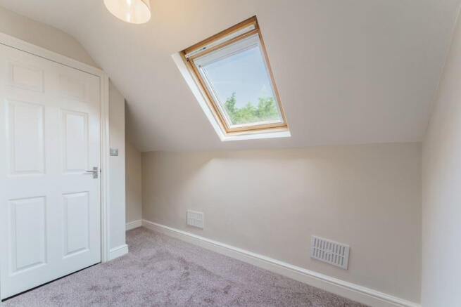 4 bed Terraced for sale Image 10