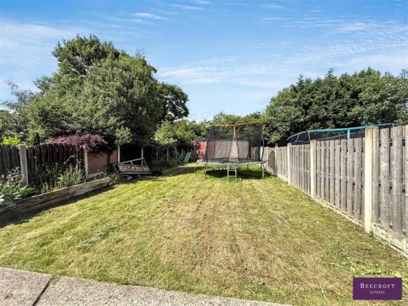 3 bed Semi-Detached for sale Image 11