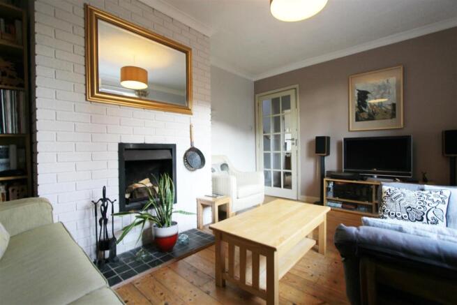 SITTING ROOM