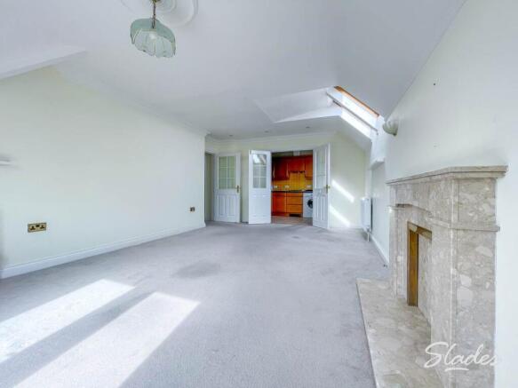 13 regent house loun
