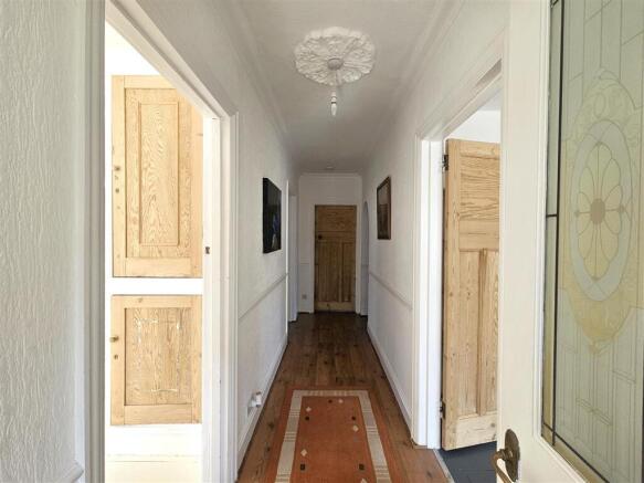 Hallway.jpg