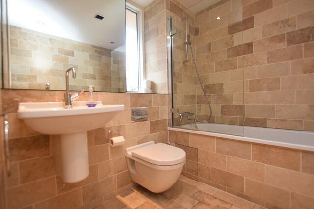 2 bed Apartment to rent Image 5