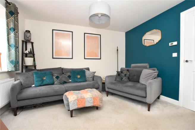 St. Michaels Drive, East Ardsley, Wakefield, West Yorkshire photo 4