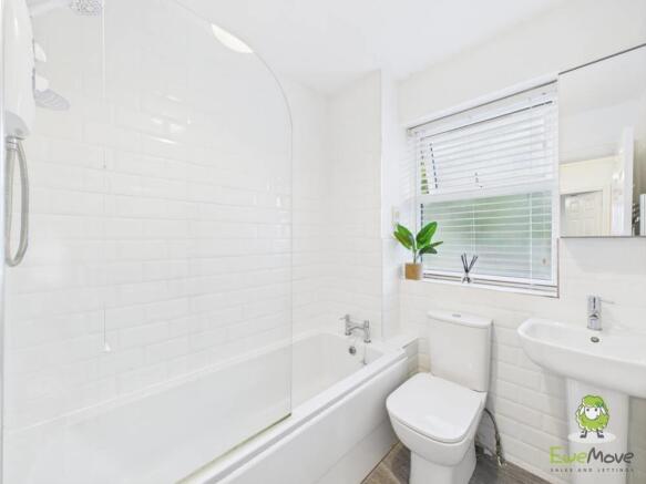 Bathroom EmilyDimelowEwemoveWhitchurchandNantwich