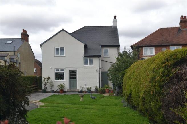 3 bed Detached for sale Image 9