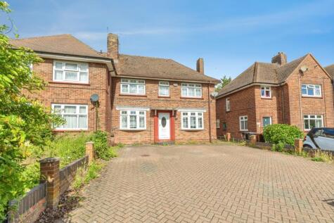 Valley Drive, Gravesend, Kent, DA12