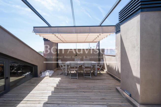 Maravilloso-y-moderno-atico-duplex-con-terraza-...