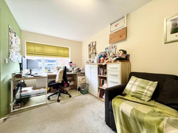Photo 10