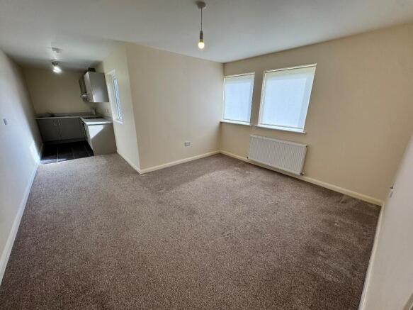 ;IVING ROOM AREA