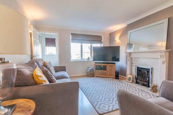 2 bed Semi-Detached for sale Image 4