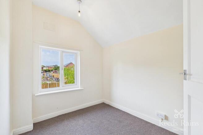 3 bed Terraced to rent Image 10