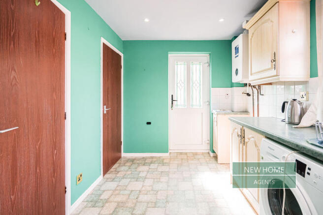 2 bed Semi-Detached for sale Image 4
