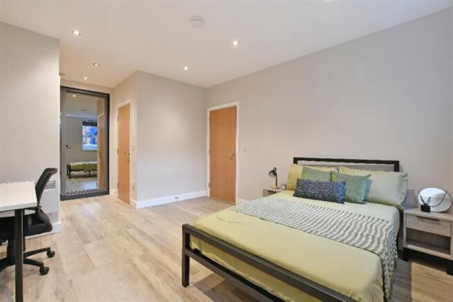 1 bed Apartment to rent Image 5