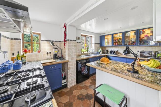 3 bed Terraced for sale Image 4
