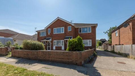 Queen Annes Drive, Westcliff-On-Sea
