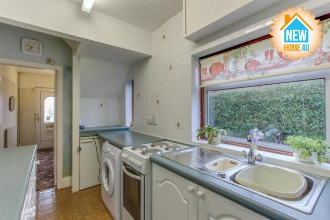 KITCHEN:
